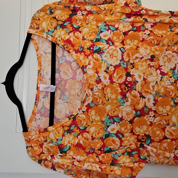 LuLaRoe Floral Orange & Red Top, Short Sleeve, Stretch, Sz XL - Picture 2 of 6